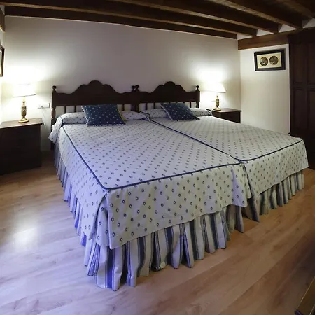 מלון La De Numancia