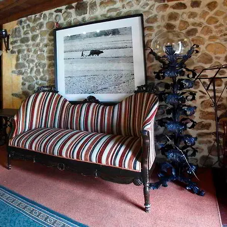 Hotell La De Numancia 2*