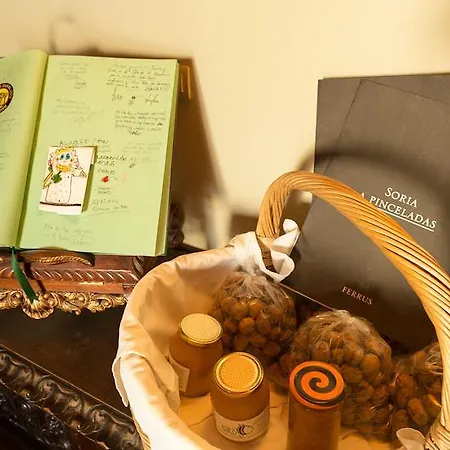 Hotel La De Numancia 2*